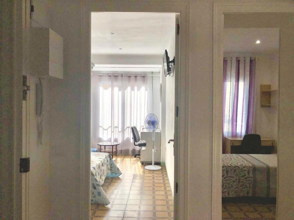Cerca Del Centro De Alicante Esterno foto
